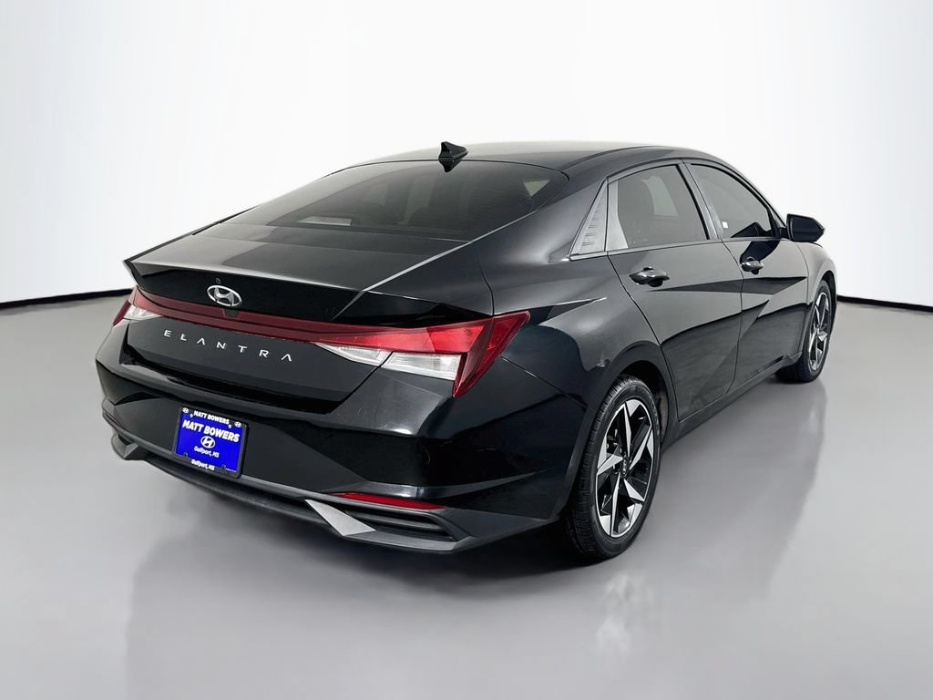 Certified 2023 Hyundai Elantra SEL w/ Convenience Package FWD image 5