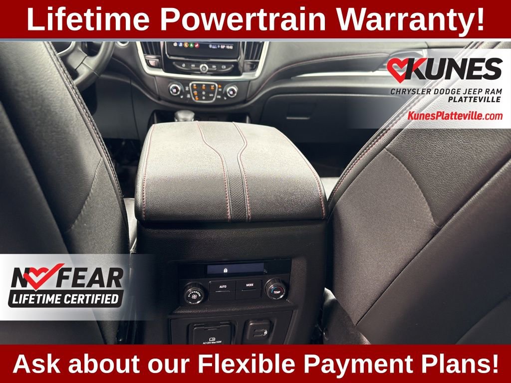 Used 2023 Chevrolet Traverse RS image 19