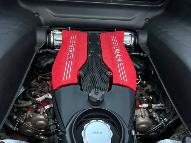 Used 2016 Ferrari 488 GTB image 39