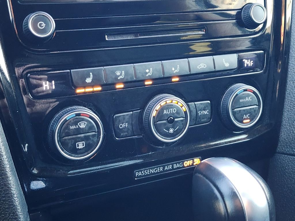 Used 2022 Volkswagen Passat 2.0T SE image 22