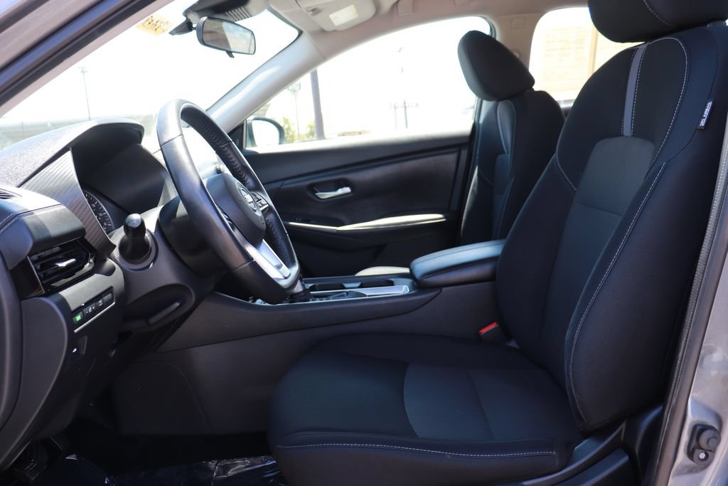 Used 2021 Nissan Sentra SV FWD image 12