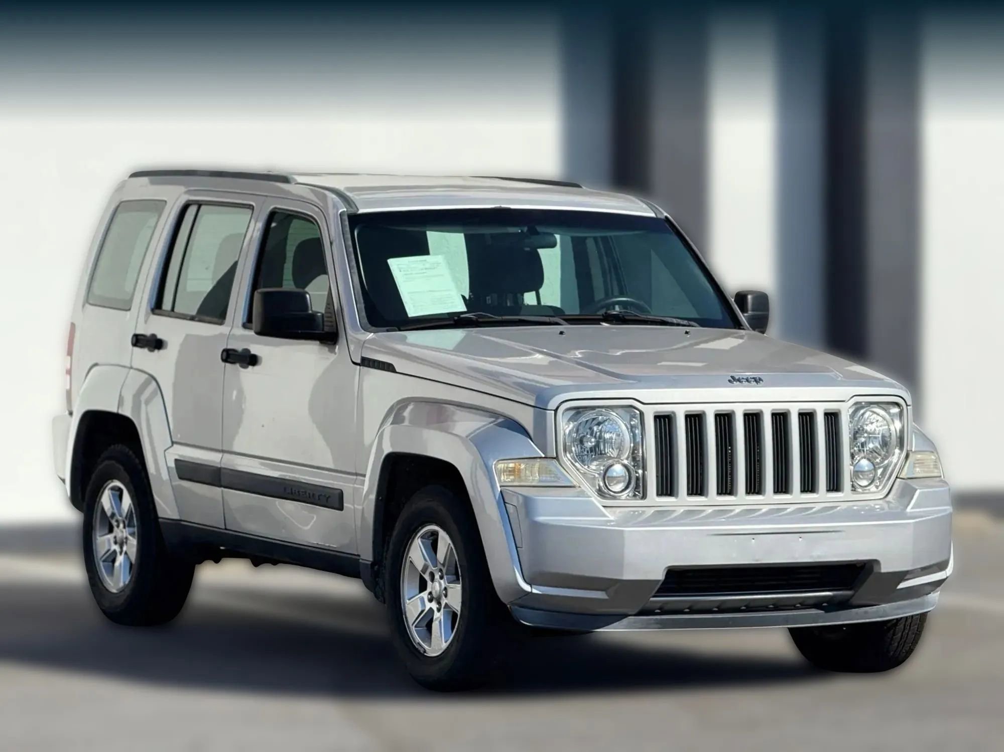 Used 2011 Jeep Liberty Sport image 1