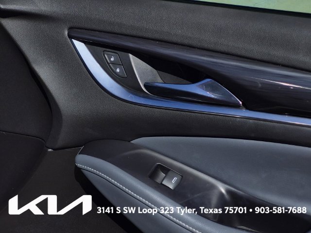 Used 2018 Buick Enclave Essence FWD image 15