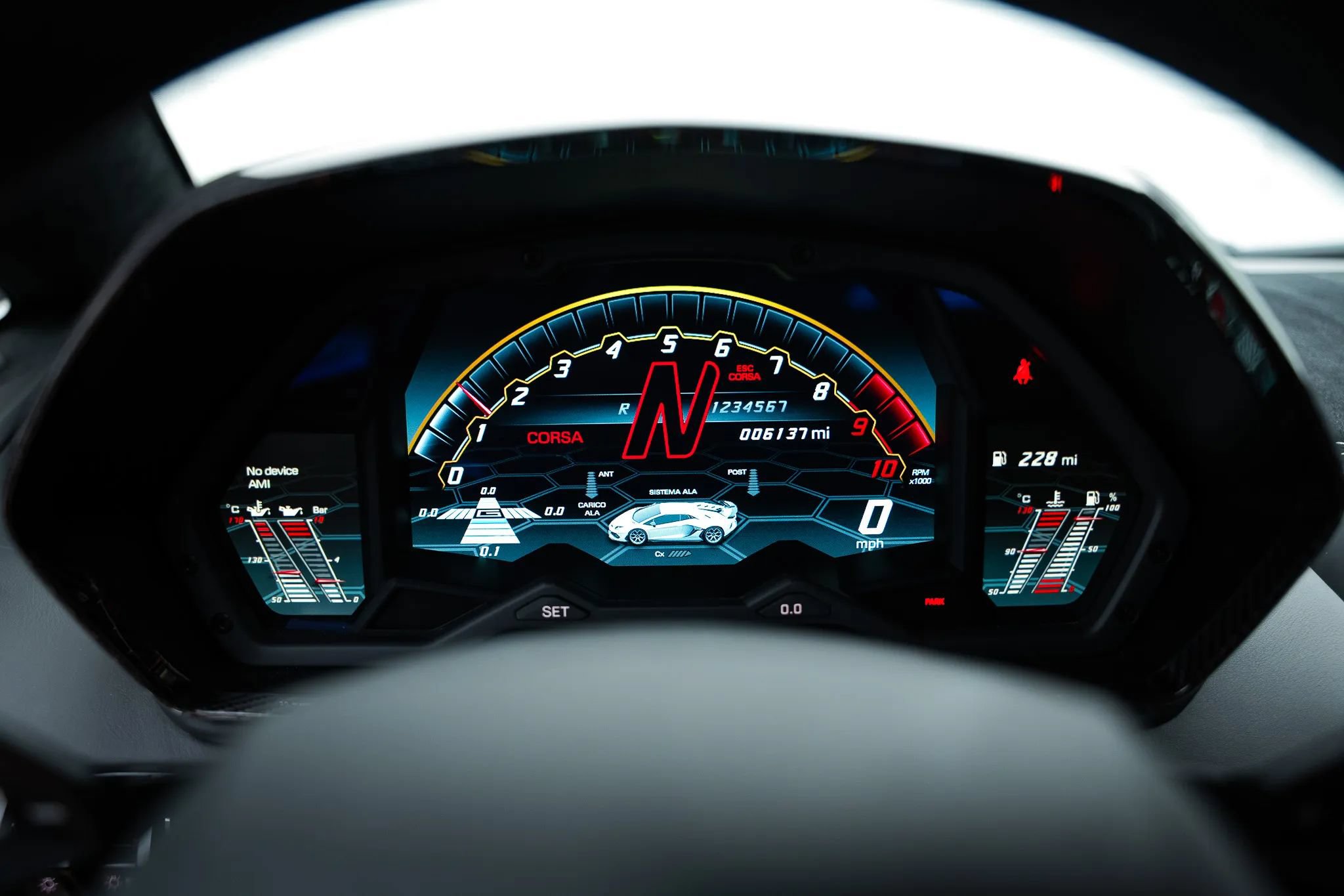 Used 2019 Lamborghini Aventador SVJ AWD/4WD image 44