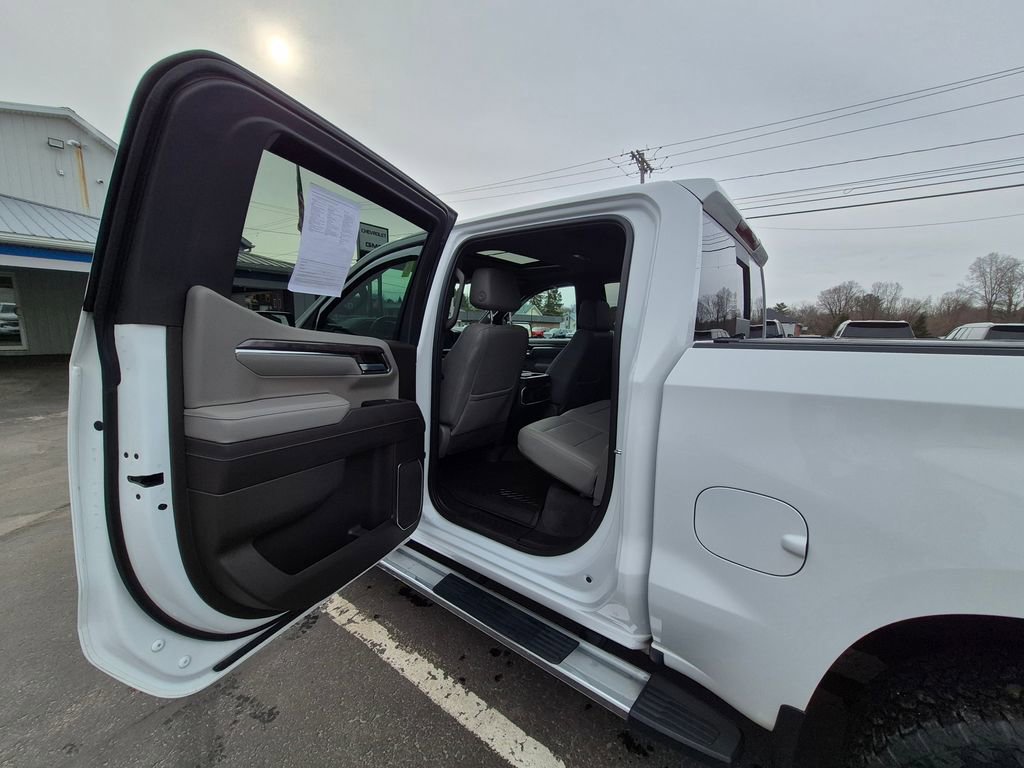 Used 2022 Chevrolet Silverado 1500 LTZ w/ LTZ Convenience Package II image 22
