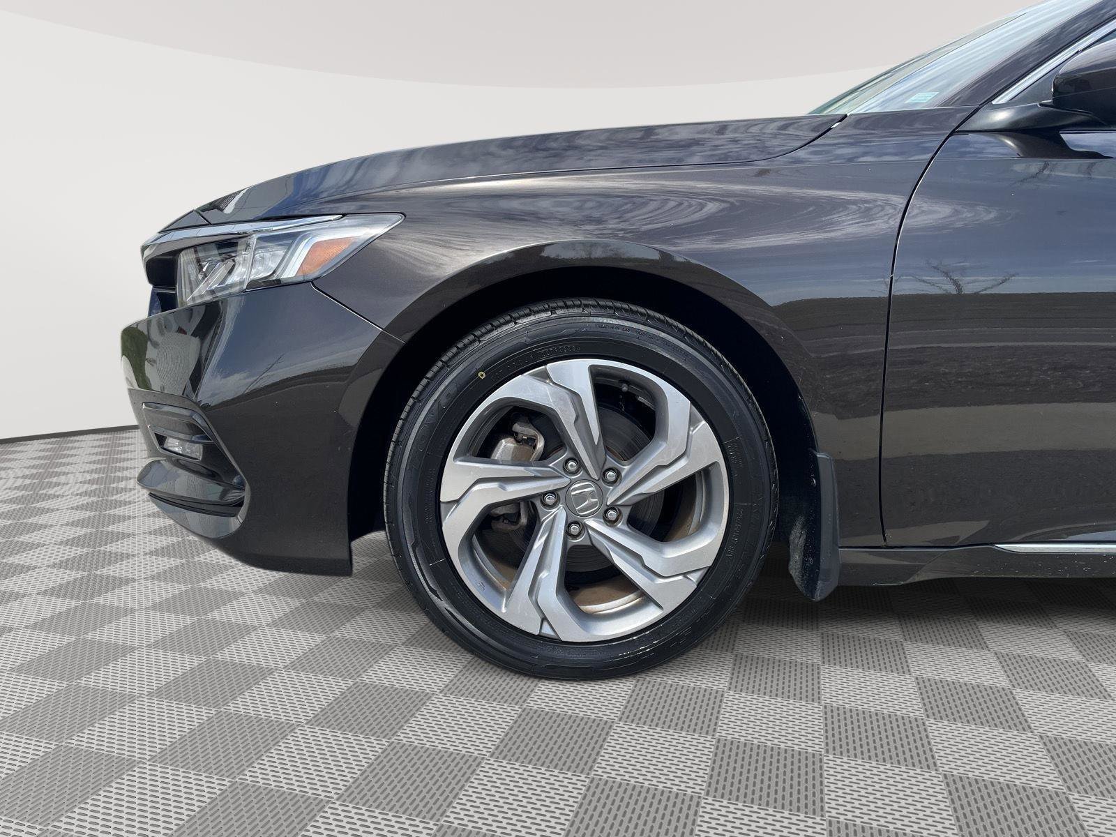 Used 2018 Honda Accord EX-L image 14