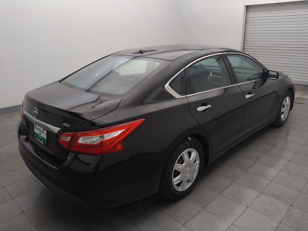 Used 2017 Nissan Altima 2.5 SV FWD image 9