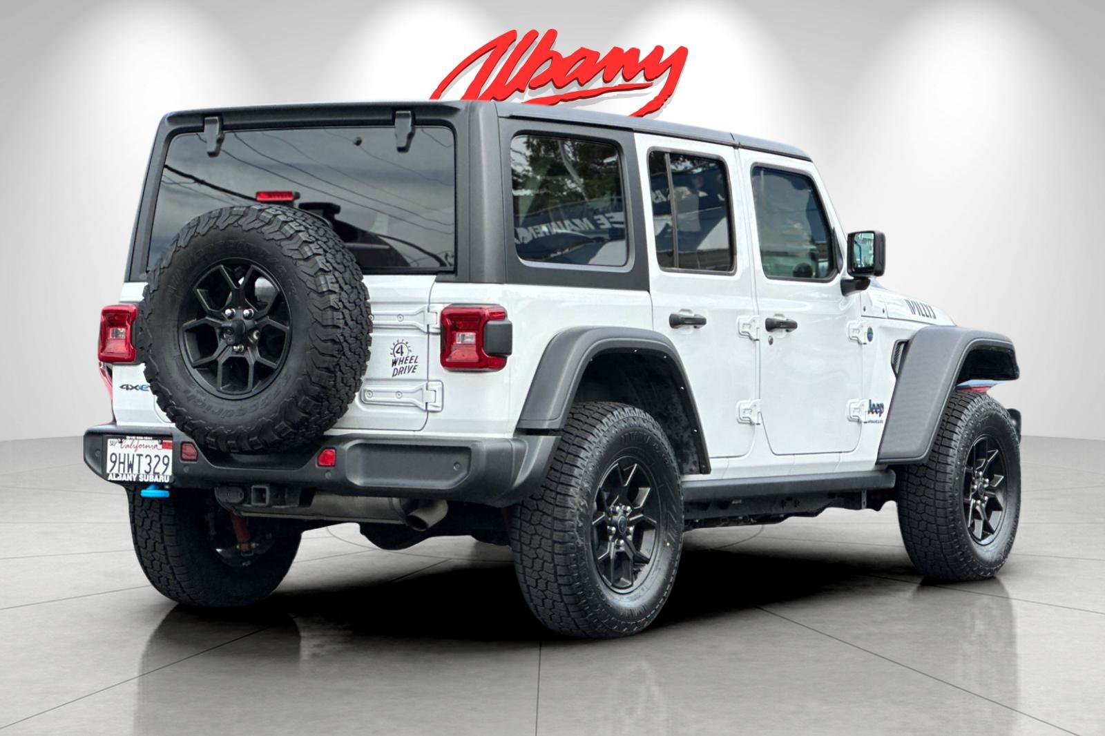 Used 2024 Jeep Wrangler Unlimited AWD/4WD image 4