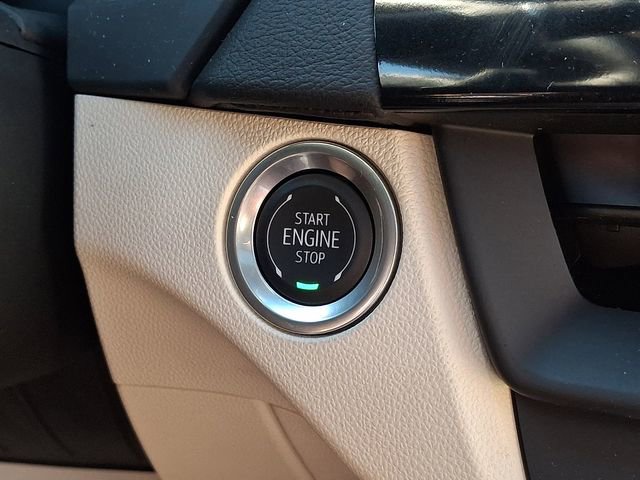 Used 2025 Cadillac CT4 Premium Luxury image 26