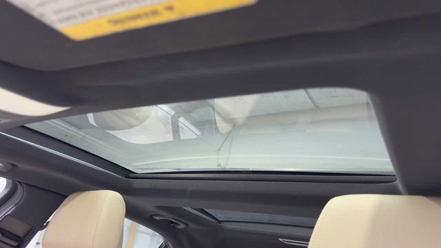 Used 2010 Mercedes-Benz E 350 Sedan image 32