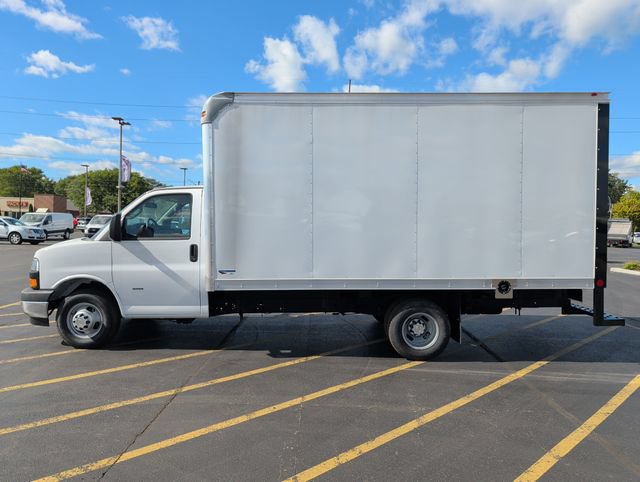 New 2026 Chevrolet Express 3500 w/ Power Convenience Package RWD image 3