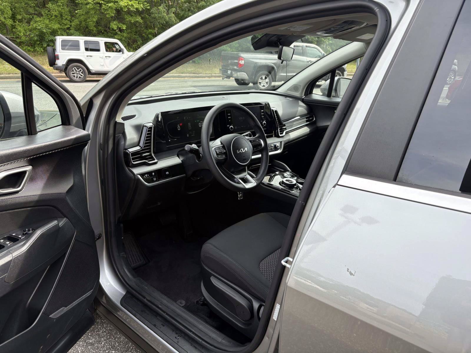 Certified 2023 Kia Sportage LX AWD/4WD image 12