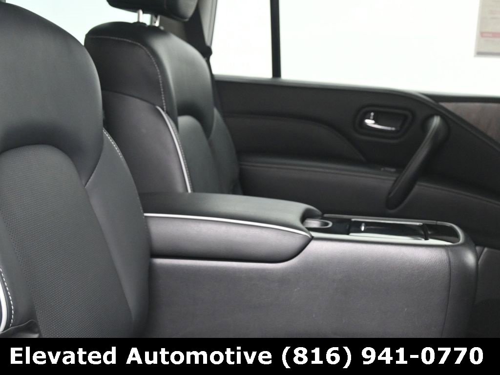 Used 2023 INFINITI QX80 Premium Select w/ All-Season Package image 11