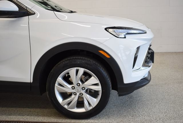 Used 2025 Buick Encore GX Preferred image 13