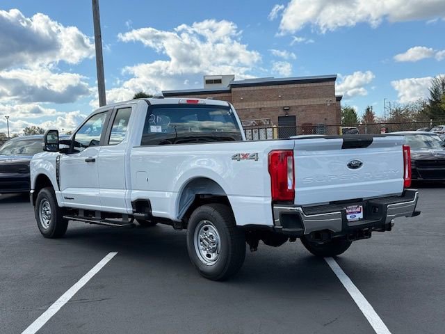New 2026 Ford F250 XL w/ XL Chrome Package image 3