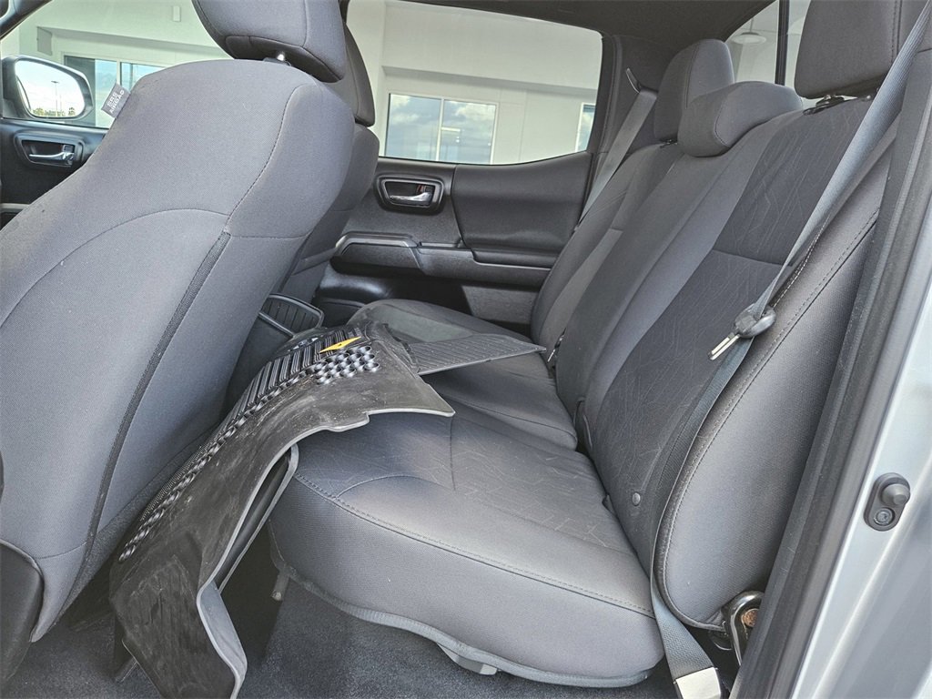 Used 2018 Toyota Tacoma TRD Sport image 22