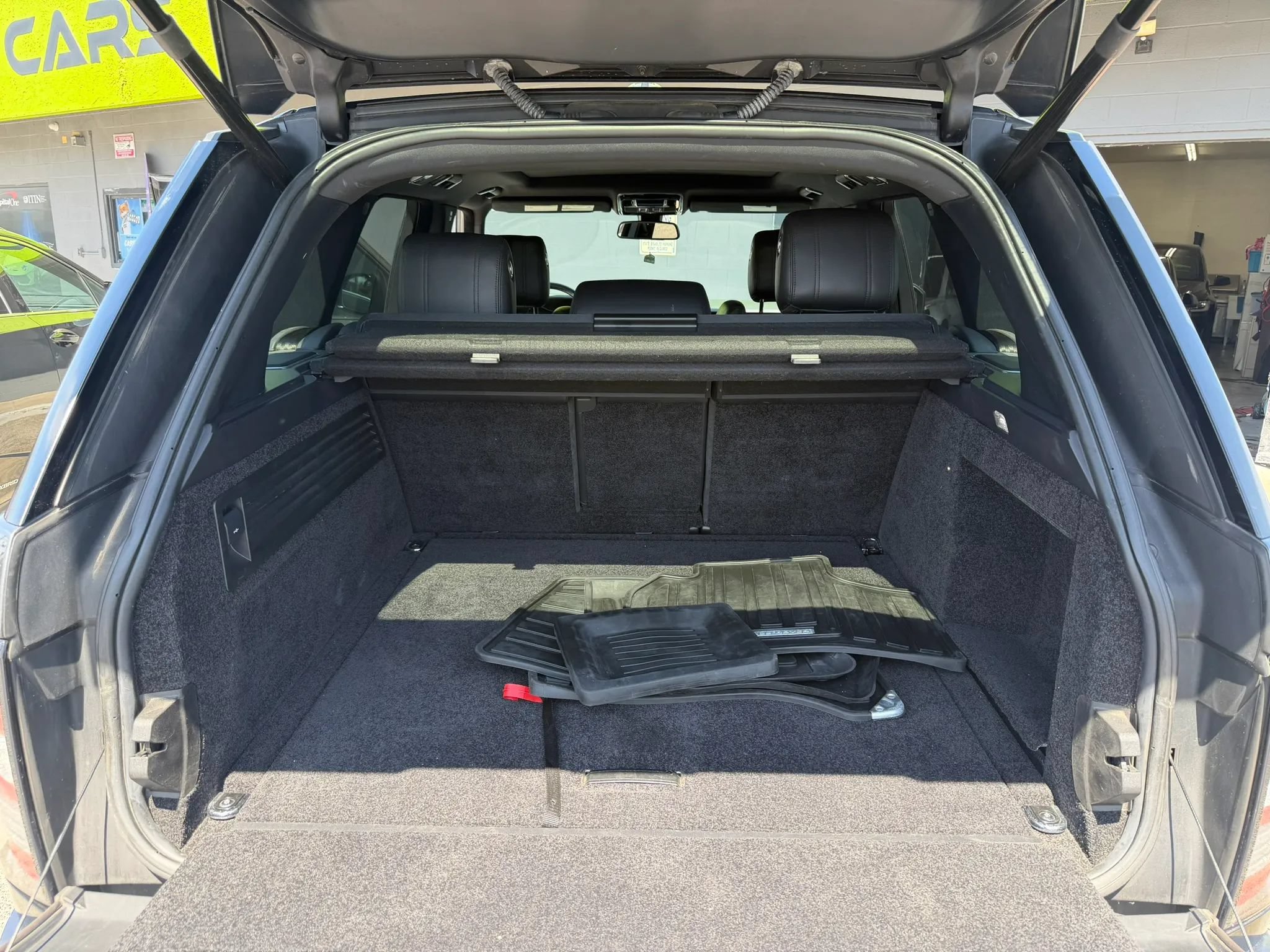 Used 2015 Land Rover Range Rover HSE AWD/4WD image 33