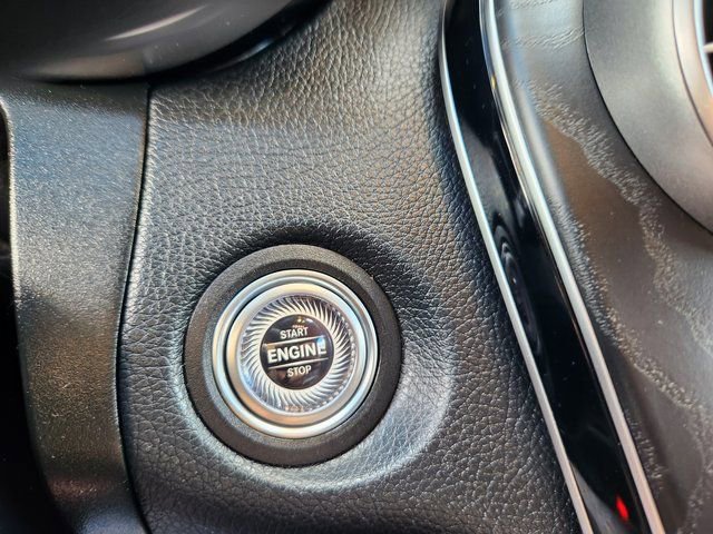 Used 2022 Mercedes-Benz GLC 300 4MATIC image 19