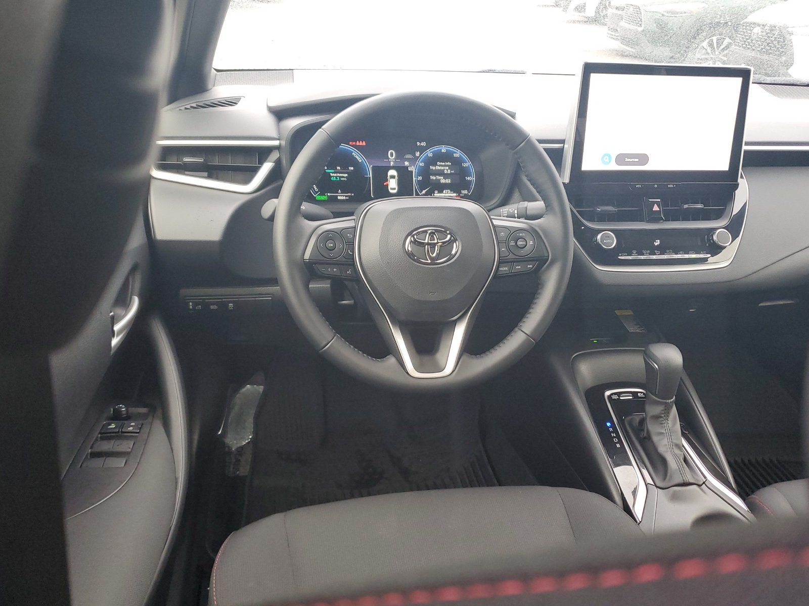 Certified 2026 Toyota Corolla SE w/ SE Premium Package FWD image 11