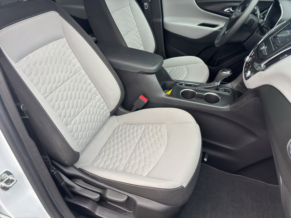 Used 2021 Chevrolet Equinox LS w/ LS Convenience Package image 10