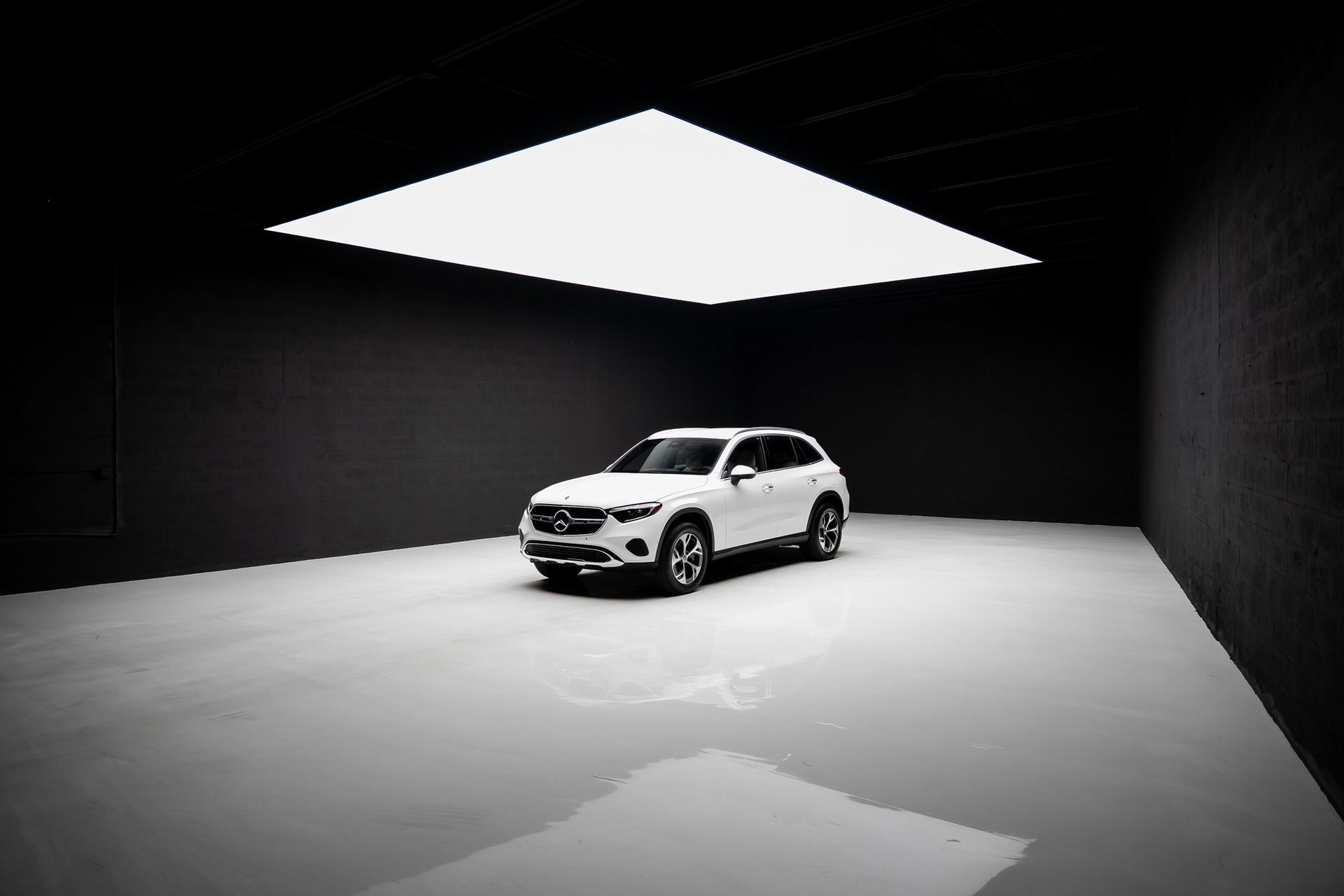 Used 2025 Mercedes-Benz GLC 350e 4MATIC image 86