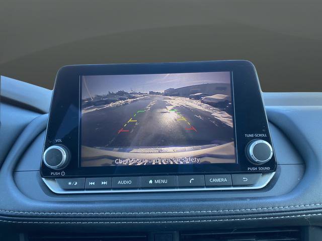 Used 2023 Nissan Rogue SV image 8