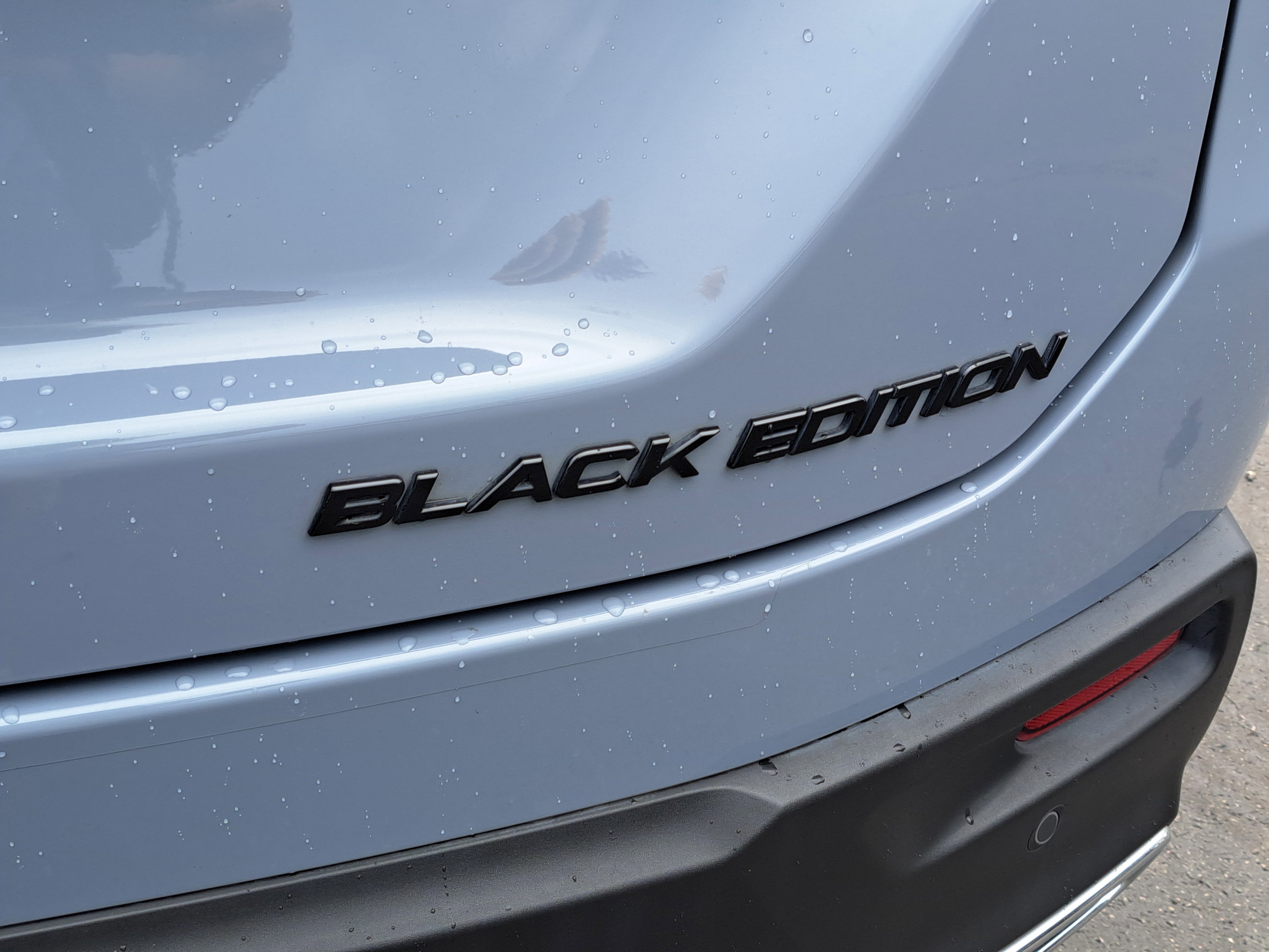 Used 2025 Honda Pilot Black Edition image 6