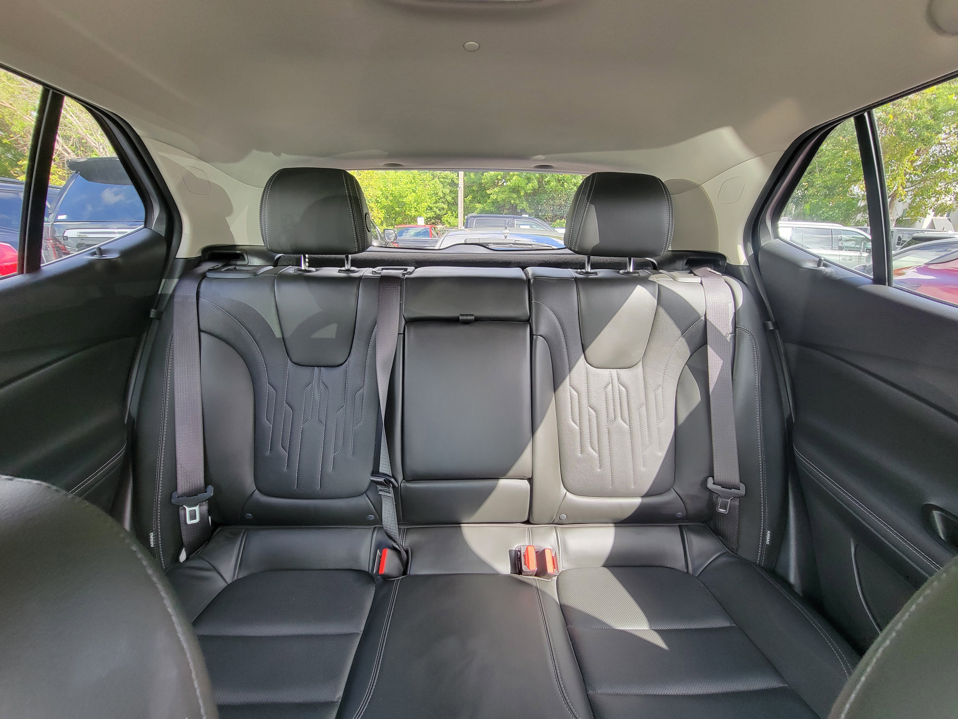 Used 2024 Buick Encore GX Avenir image 16