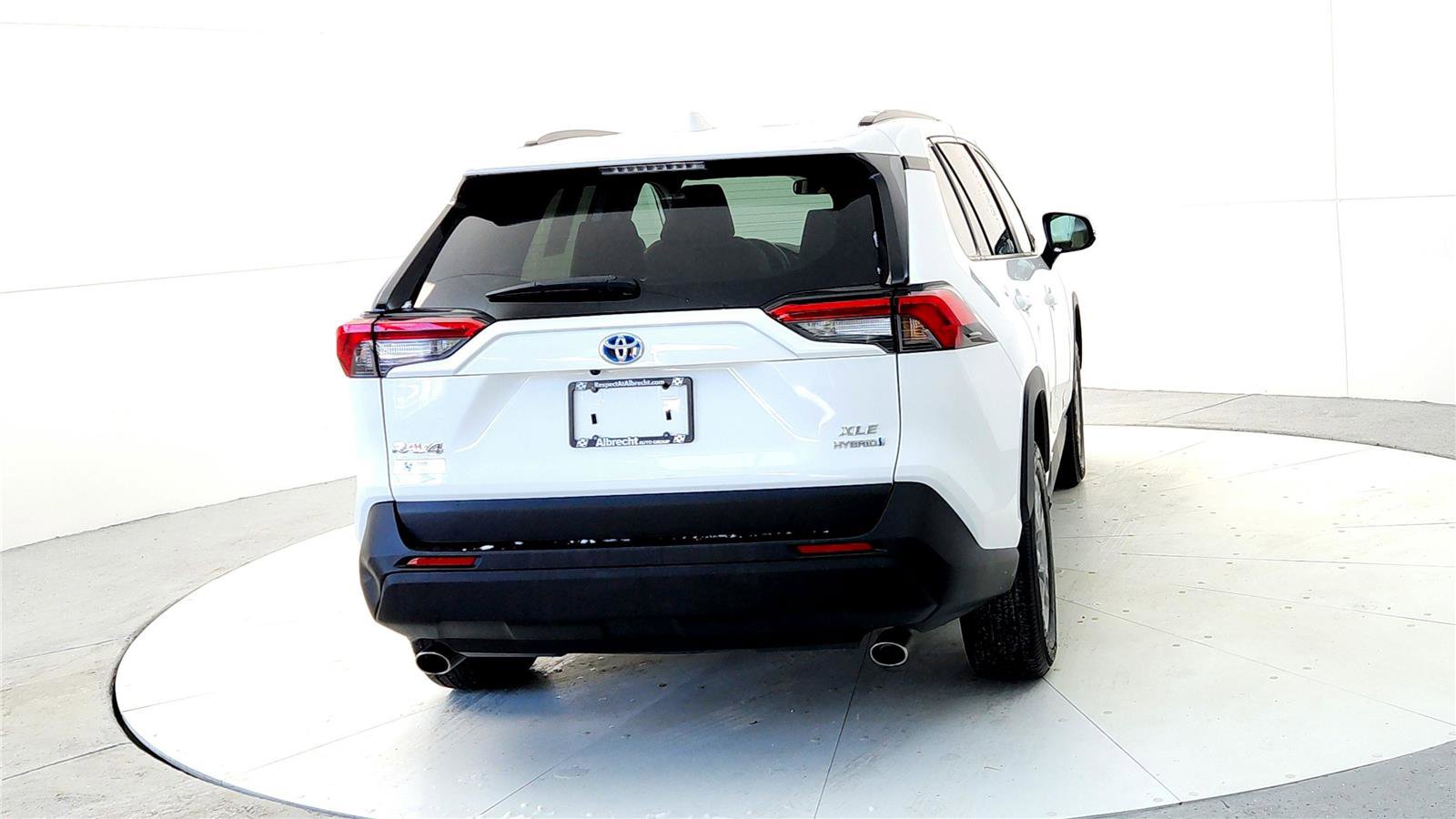 Certified 2024 Toyota RAV4 XLE image 5