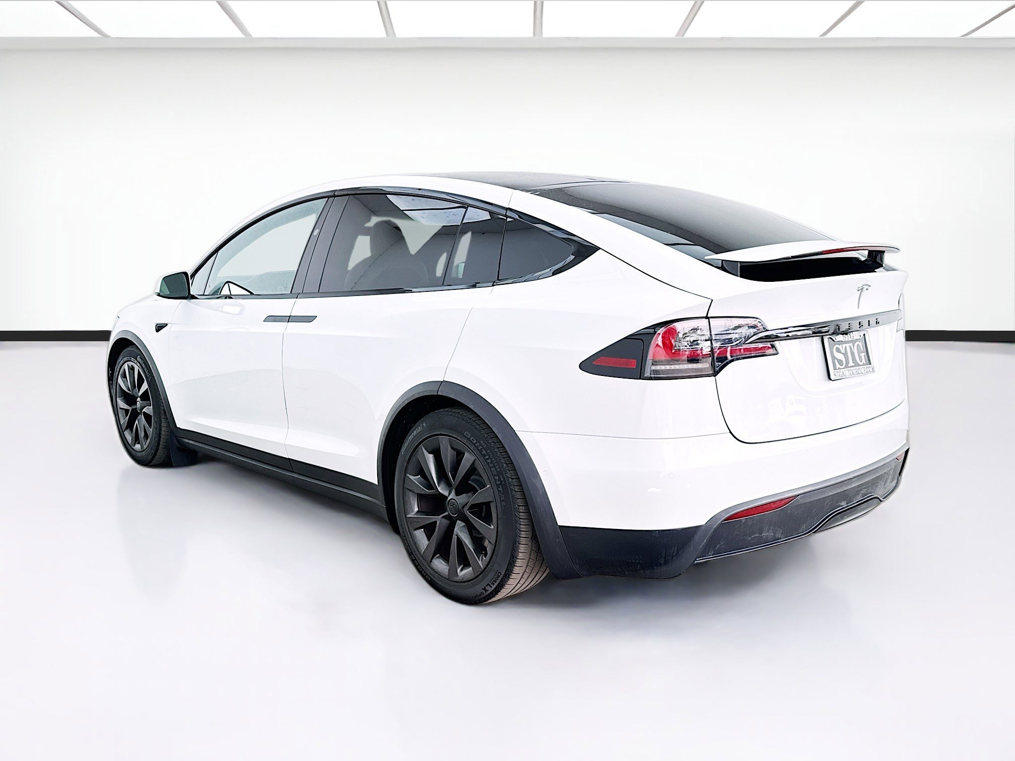 Used 2022 Tesla Model X AWD/4WD image 6