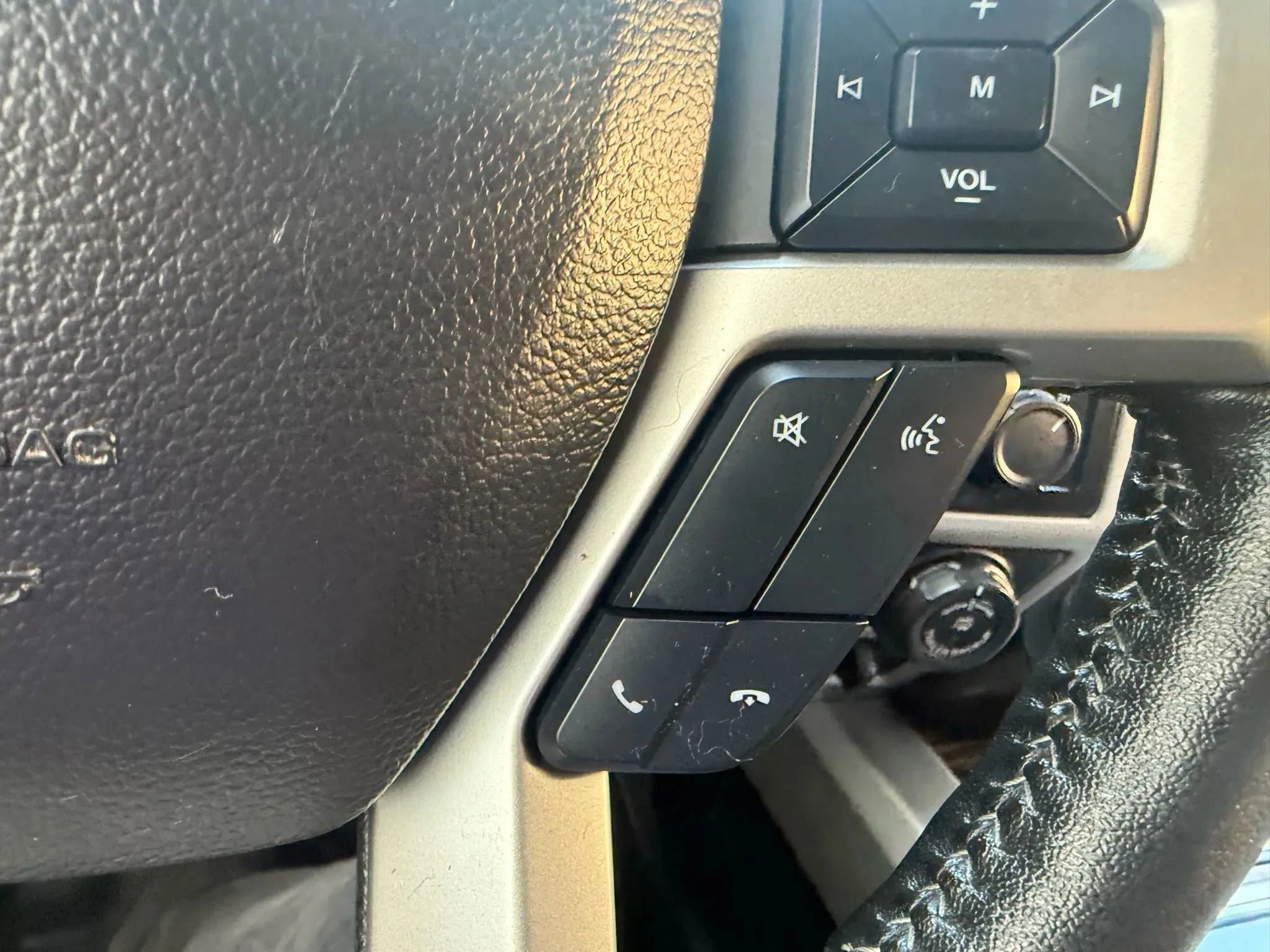 Used 2020 Ford F150 Lariat w/ Equipment Group 502A Luxury image 16