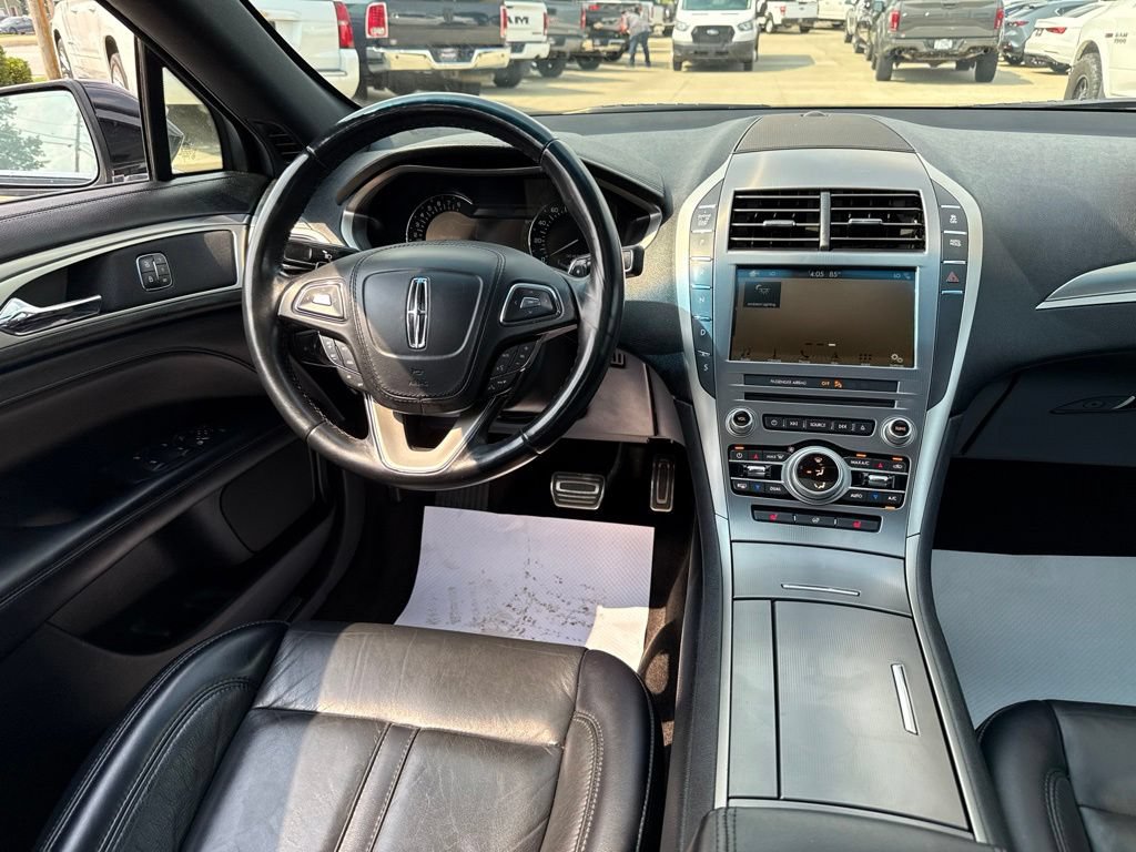 Used 2018 Lincoln MKZ Select w/ Select Plus Package AWD/4WD image 12
