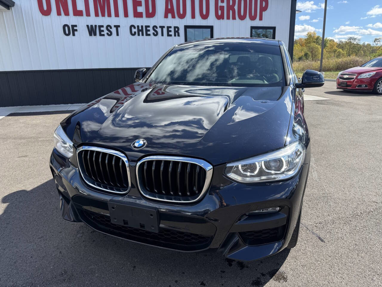 Used 2021 BMW X4 xDrive30i w/ M Sport Package image 2