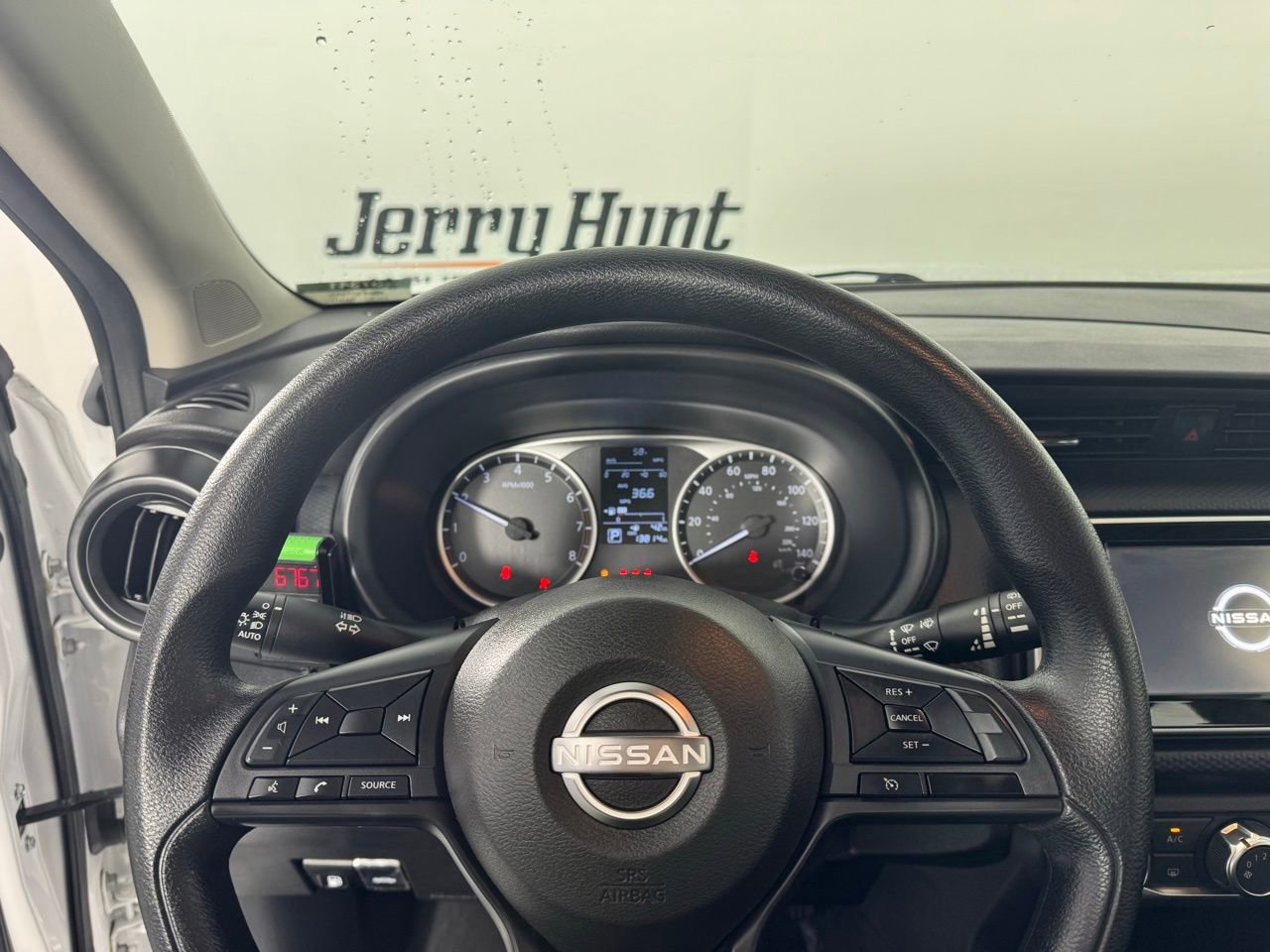 Used 2024 Nissan Kicks S image 18