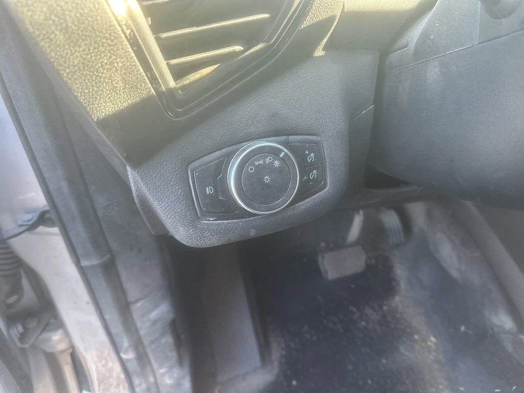 Used 2015 Ford Escape Titanium w/ Equipment Group 301A AWD/4WD image 20