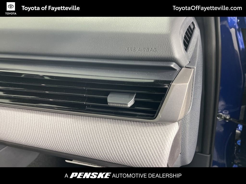Used 2026 Toyota Camry SE FWD image 19