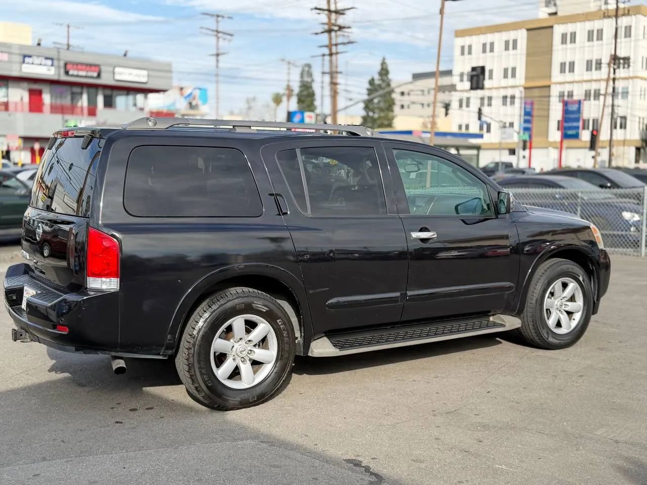 Used 2012 Nissan Armada SV w/ Driver Pkg image 15