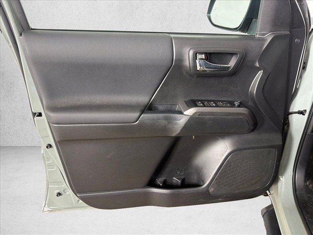 Used 2023 Toyota Tacoma TRD Off-Road w/ Technology Package RWD image 10