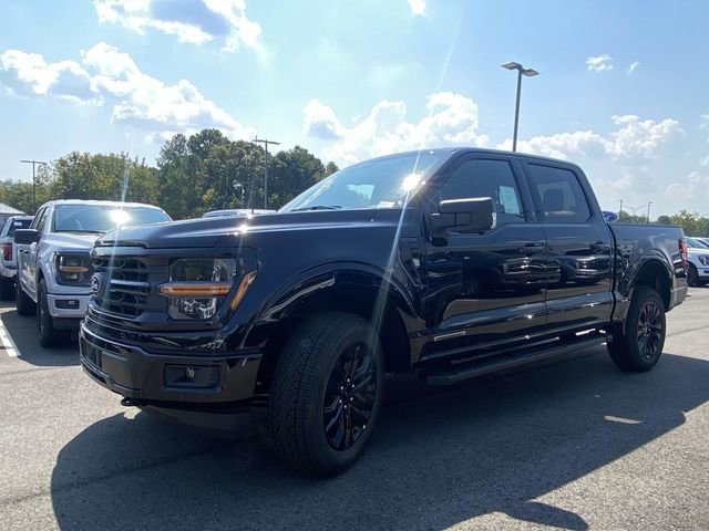 New 2025 Ford F150 XLT w/ Equipment Group 302A MID AWD/4WD image 9