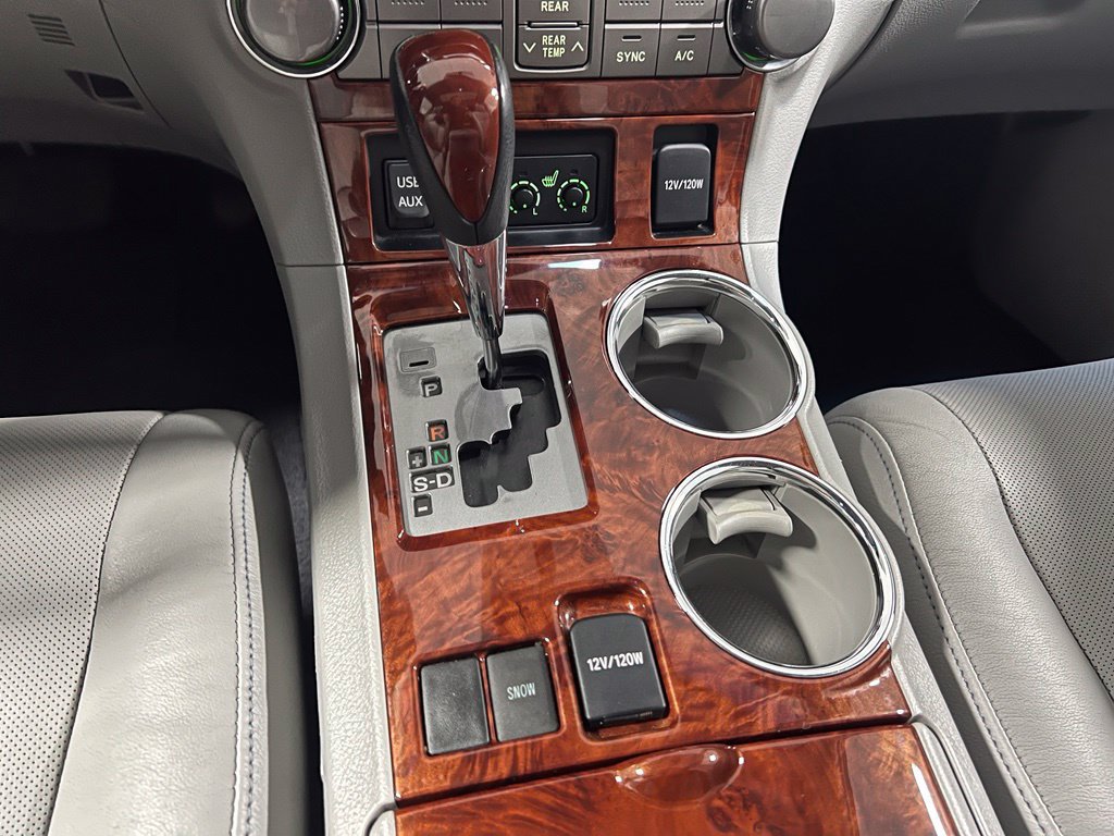 Used 2013 Toyota Highlander Limited FWD image 29
