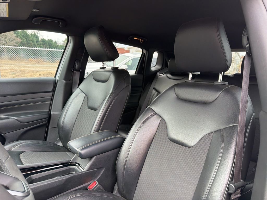 Used 2022 Jeep Compass Altitude image 19