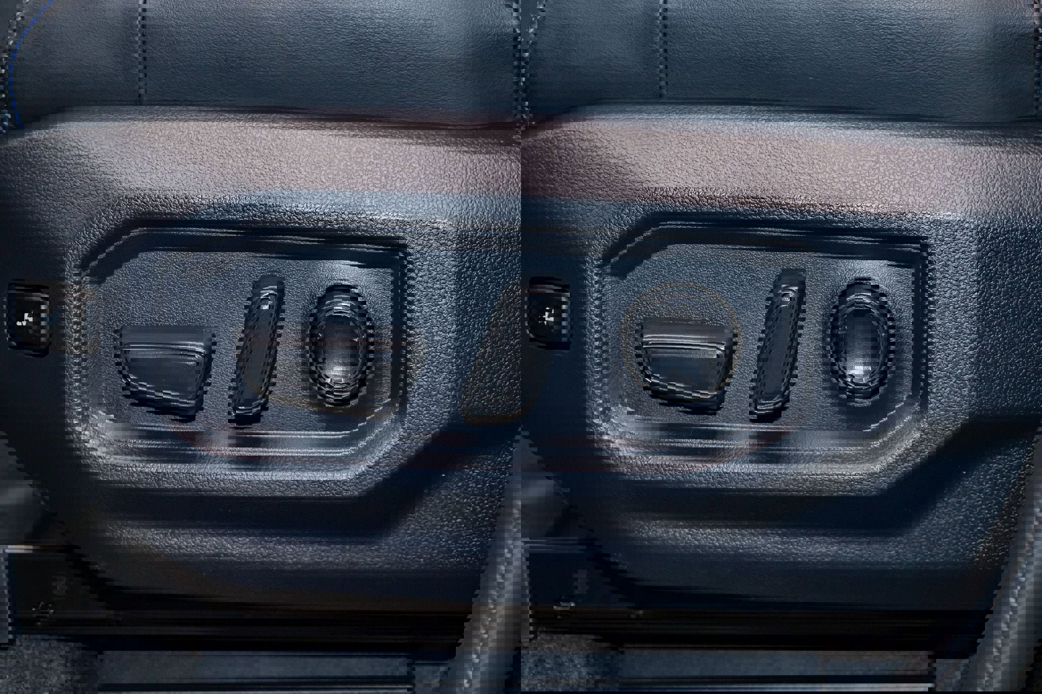 Used 2025 Toyota Tundra SR5 image 23