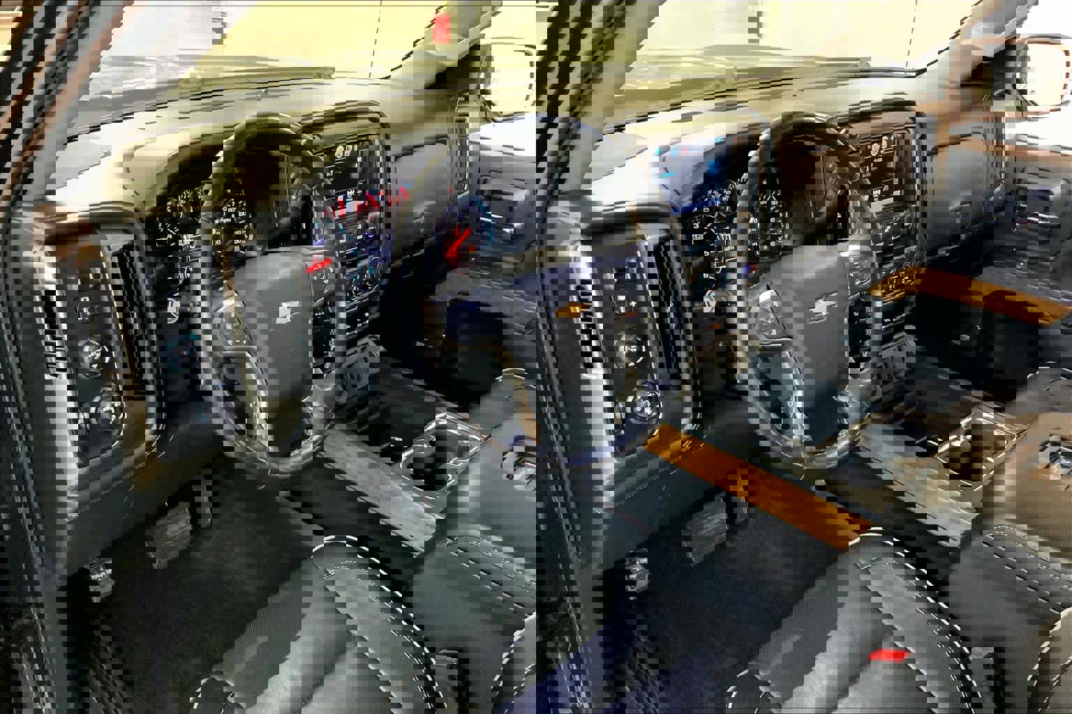 Used 2018 Chevrolet Silverado 1500 High Country image 17