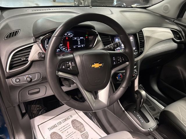 Used 2020 Chevrolet Trax LT w/ Driver Confidence Package AWD/4WD image 21