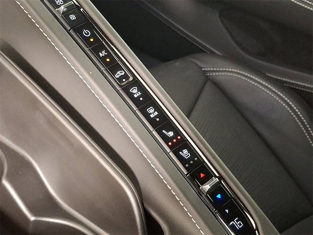 Used 2021 Chevrolet Corvette Stingray Premium Conv w/ Battery Protection Package image 20