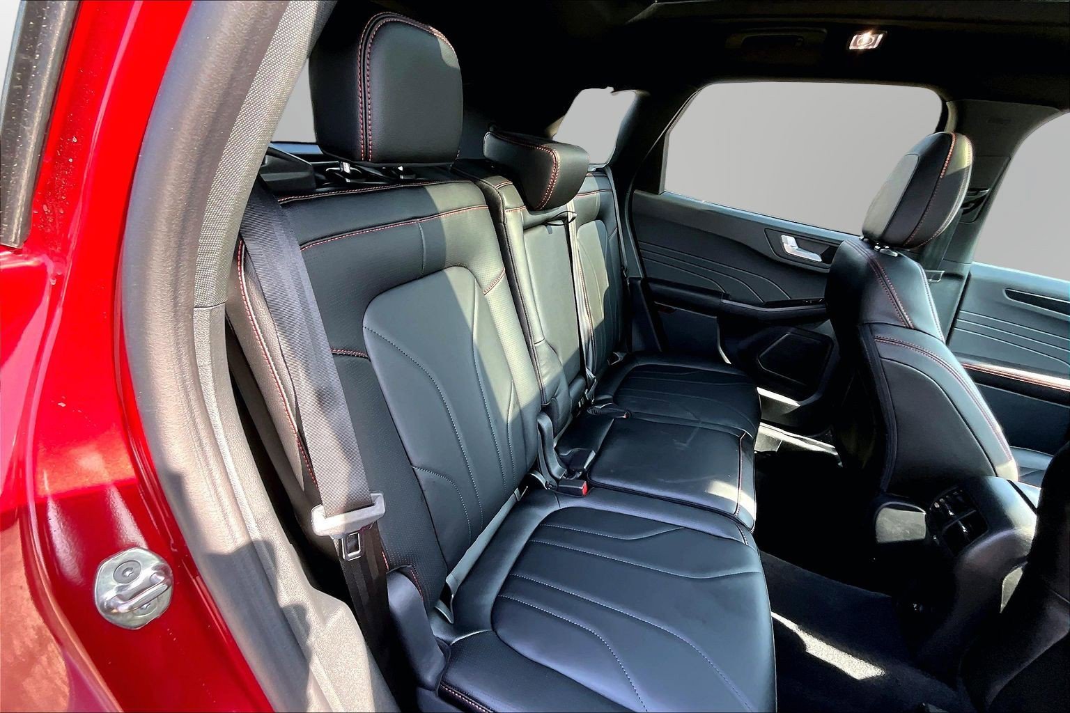 Used 2026 Ford Escape ST-Line Elite w/ Premium Technology Package AWD/4WD image 17