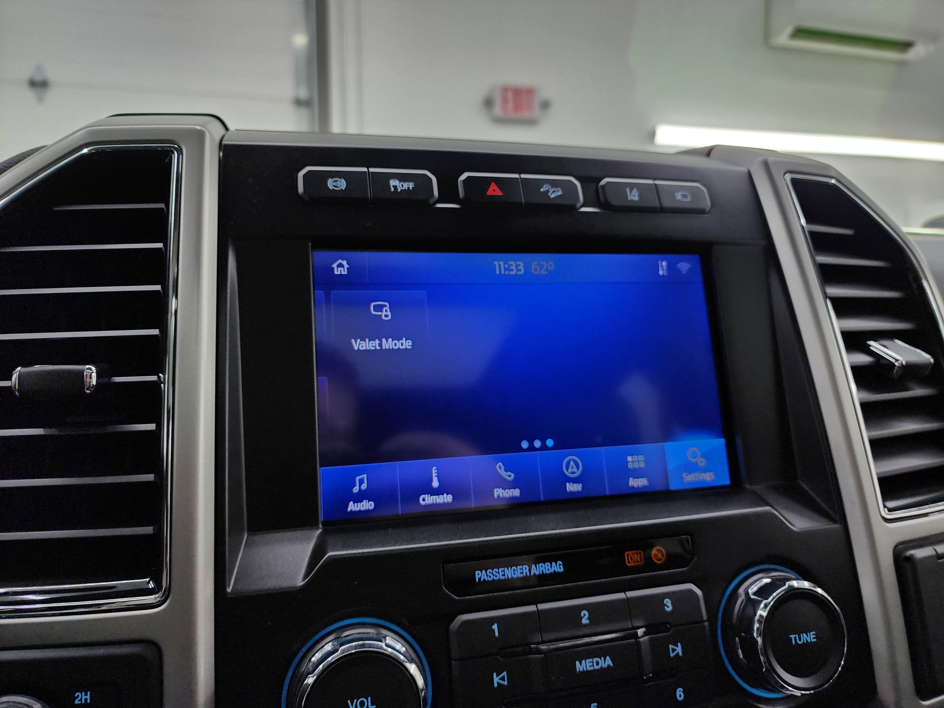 Used 2020 Ford F350 Lariat w/ Lariat Ultimate Package image 65