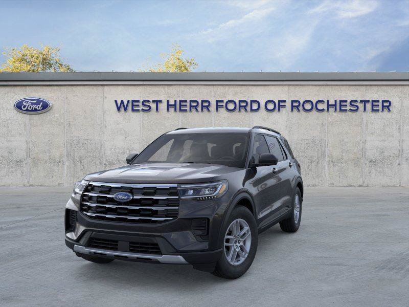 Used 2026 Ford Explorer Active AWD/4WD image 3