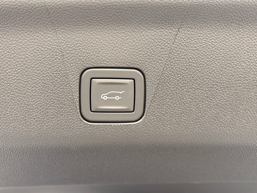New 2026 Chevrolet Tahoe Premier AWD/4WD image 13