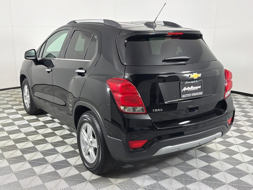 Used 2020 Chevrolet Trax LT w/ Driver Confidence Package image 6